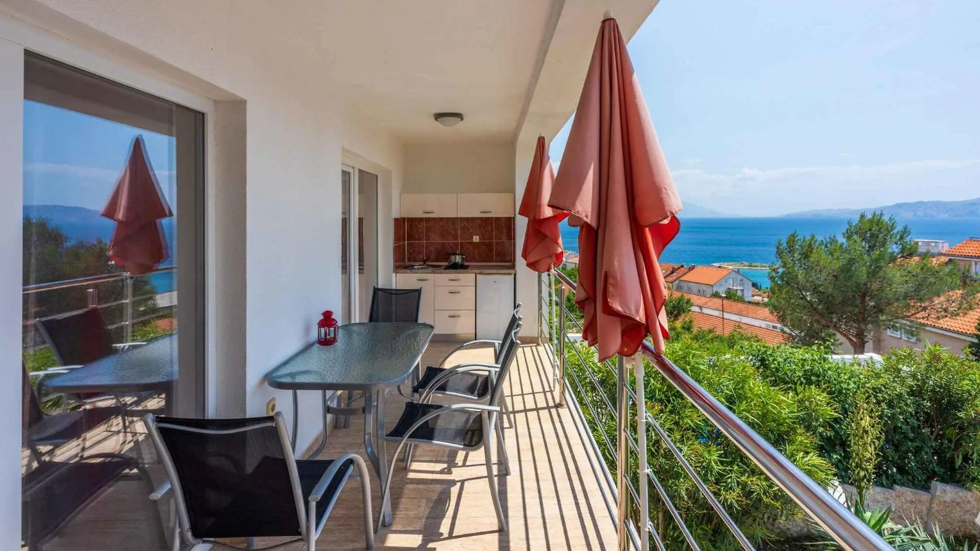 Apartment In Novi Vinodolski 39370