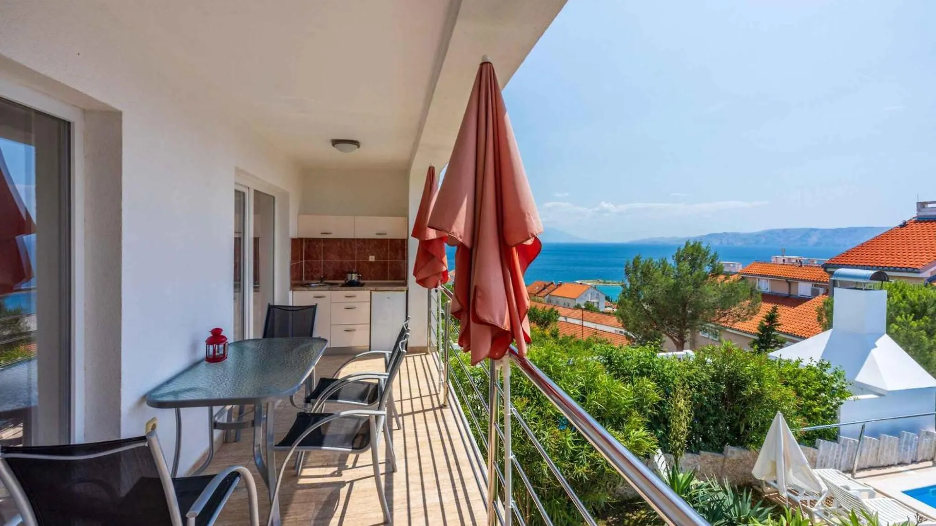 Apartment In Novi Vinodolski 39370