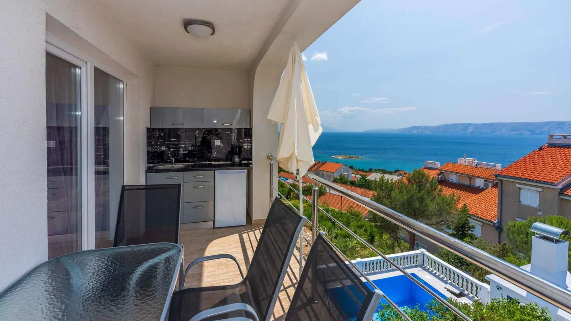 Apartment In Novi Vinodolski 39370 0*,  Croazia